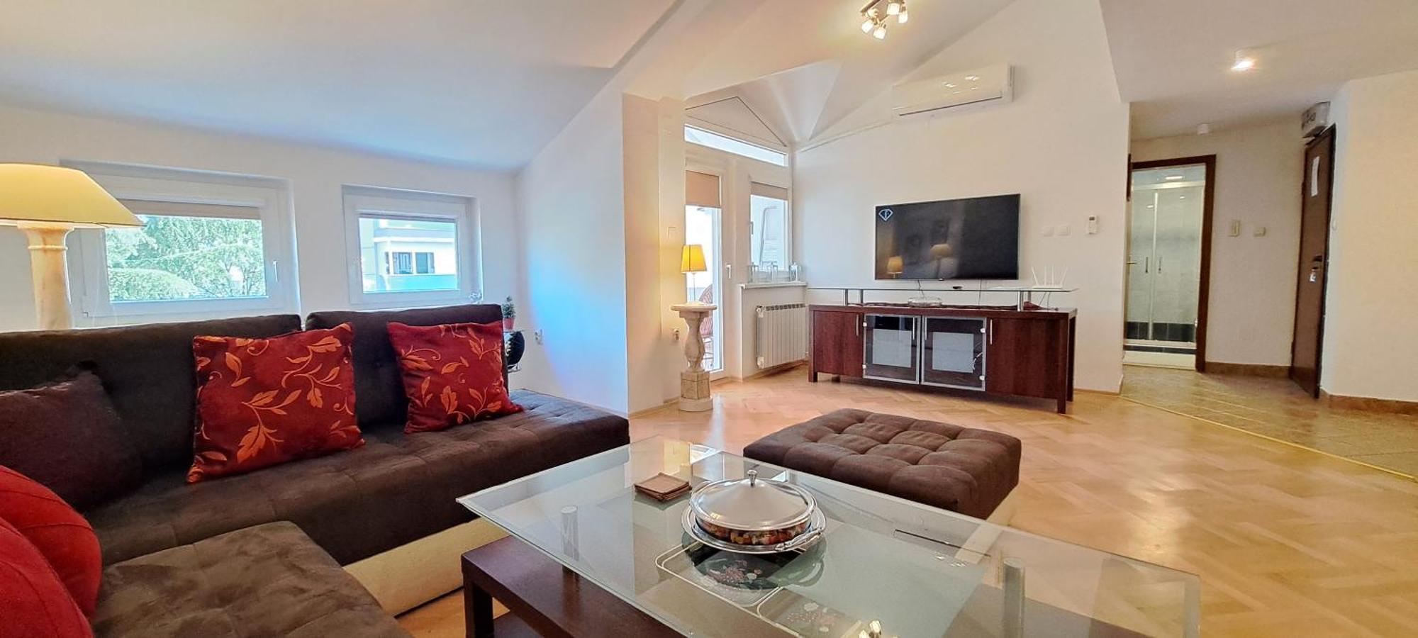 Central Skopje Duplex Apartment Екстер'єр фото