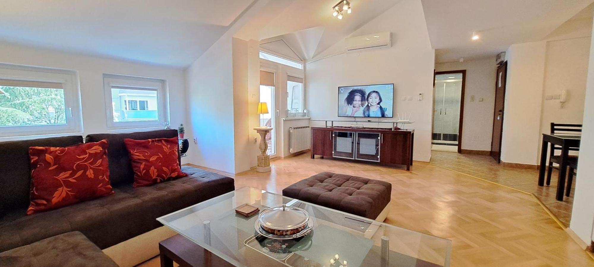 Central Skopje Duplex Apartment Екстер'єр фото