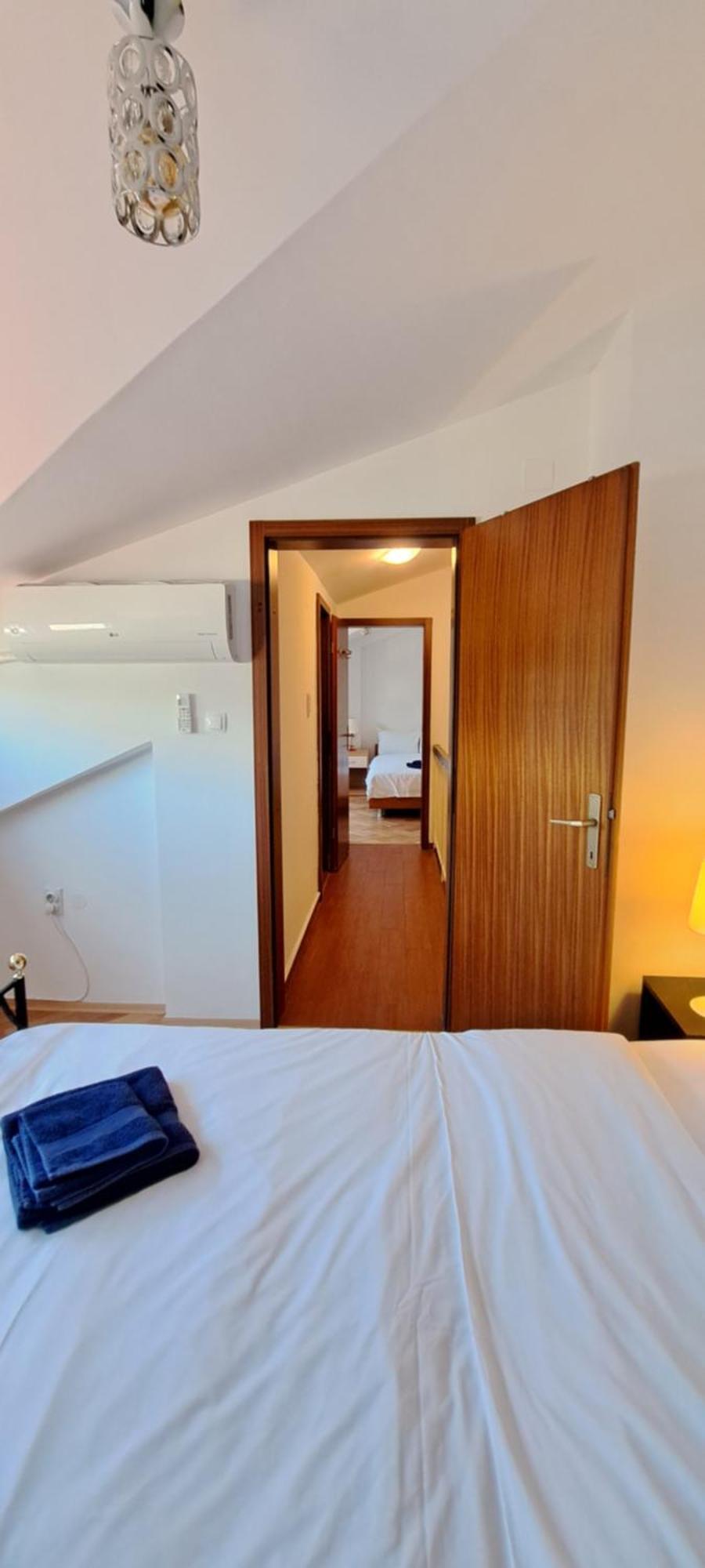 Central Skopje Duplex Apartment Екстер'єр фото