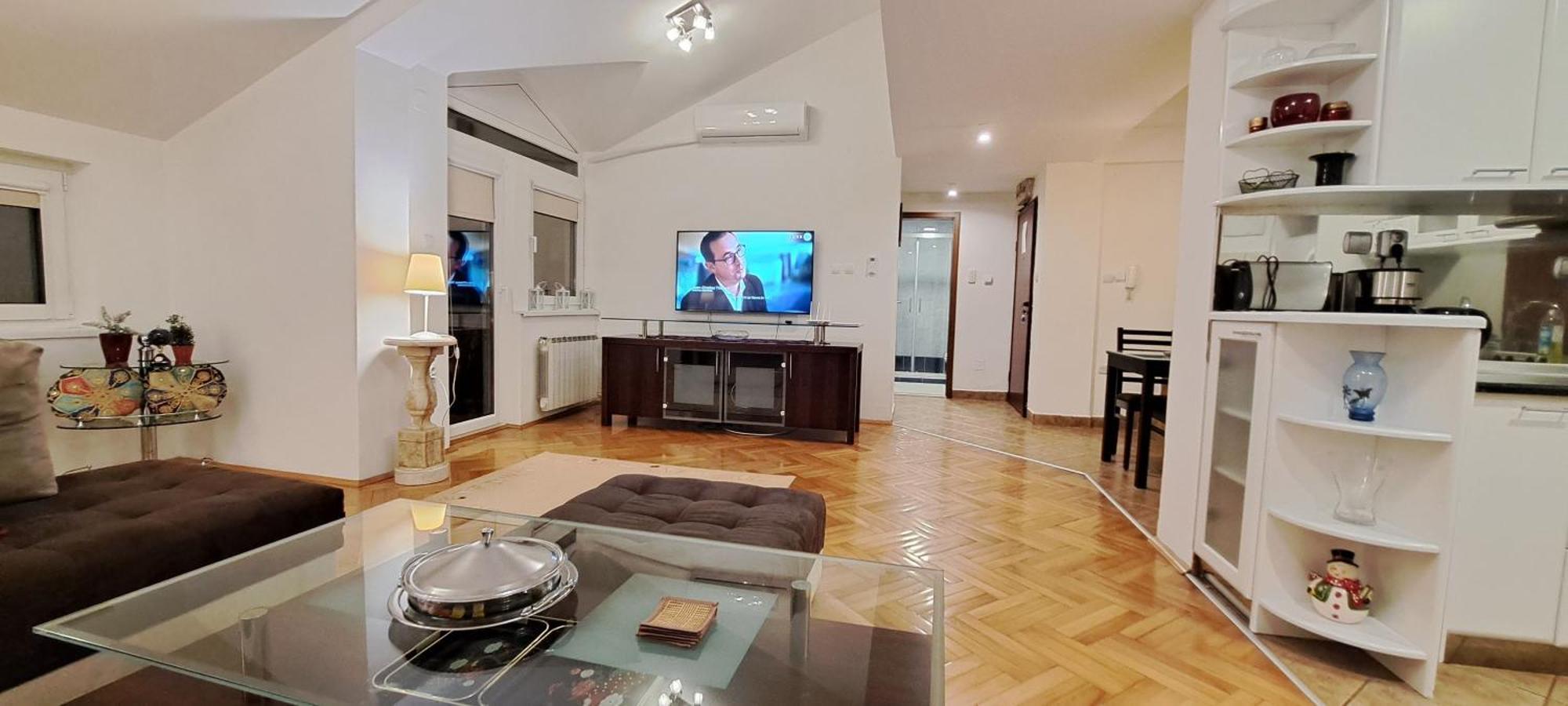 Central Skopje Duplex Apartment Екстер'єр фото